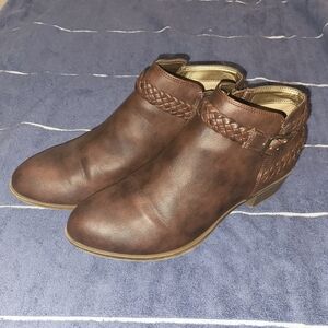 Brown Leather Ankle Boots with Braided Detail
